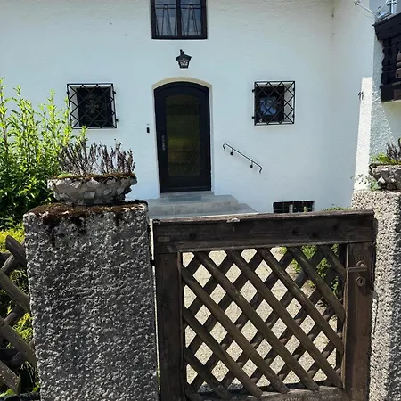 Haus Ruebezahl شقة